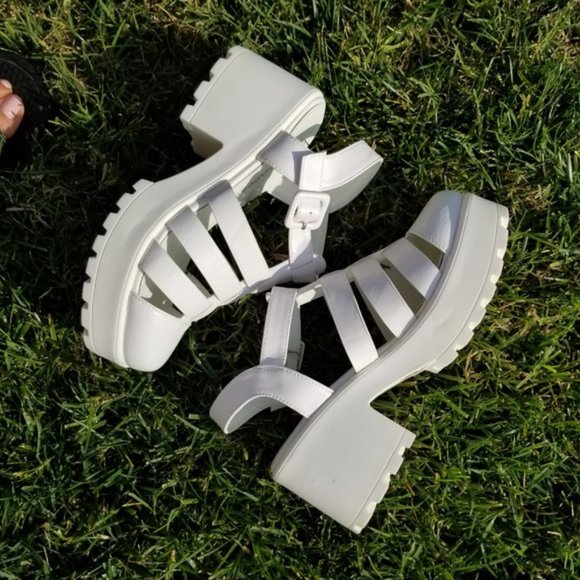 Close Toe White 90's Grunge Look Chunky Shoes - Picture 6 of 8